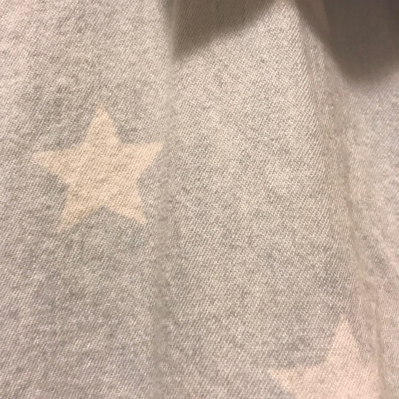 Faded blue button up with faded stars - Picture 2 of 3